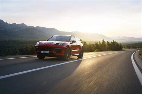 porsche cayenne model year changes.